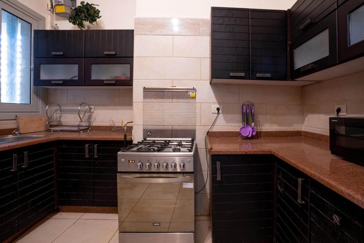 The Suites Near Auc By Elegant Каир Экстерьер фото