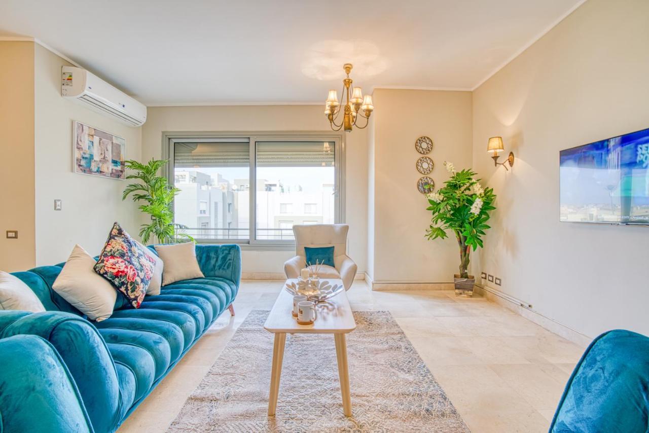 The Suites Near Auc By Elegant Каир Экстерьер фото